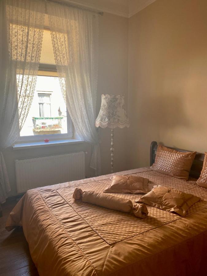 Cozy Apartment Lviv Bagian luar foto