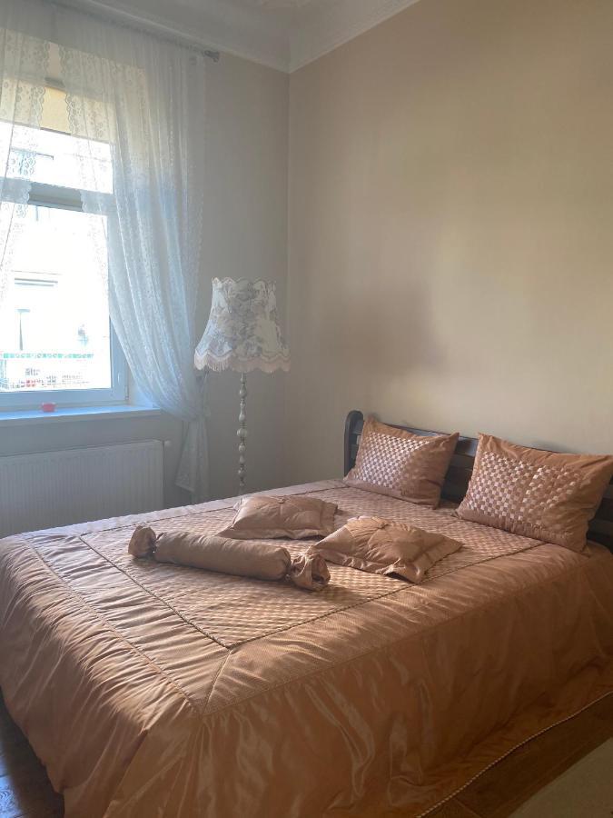 Cozy Apartment Lviv Bagian luar foto